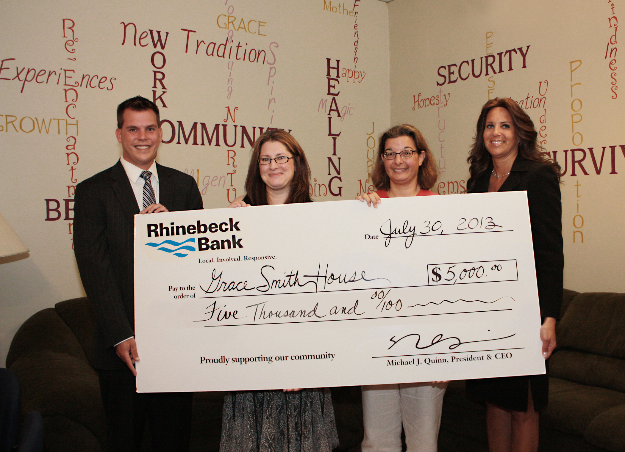Rhinebeck Bank - Grace Smith House donation group photo